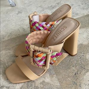 Schutz high heels sandals beige